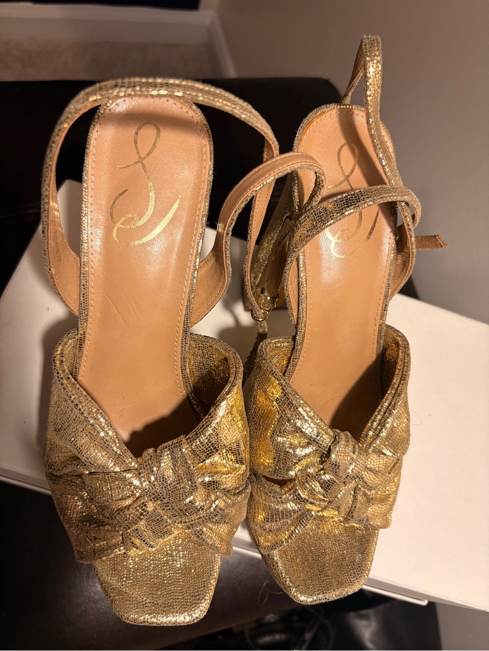 Sam Edelman Gold Platform Block-Heel Sandals with Knot Detail - Picture 9 of 9